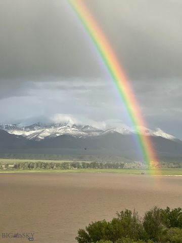 22 Jordan Lane N, Mcallister, MT 59729