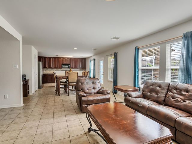 6902 Oleander Grove Way, Houston, TX 77049