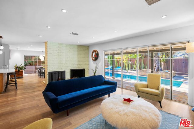 6570 Lakeridge Road, Los Angeles, CA 90068