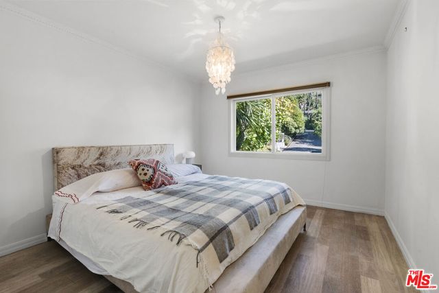 6570 Lakeridge Road, Los Angeles, CA 90068