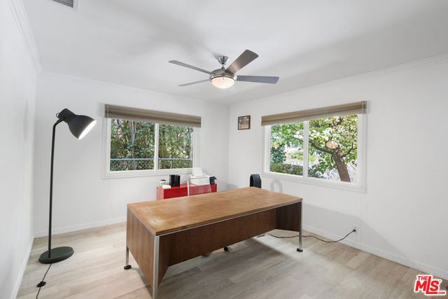 6570 Lakeridge Road, Los Angeles, CA 90068