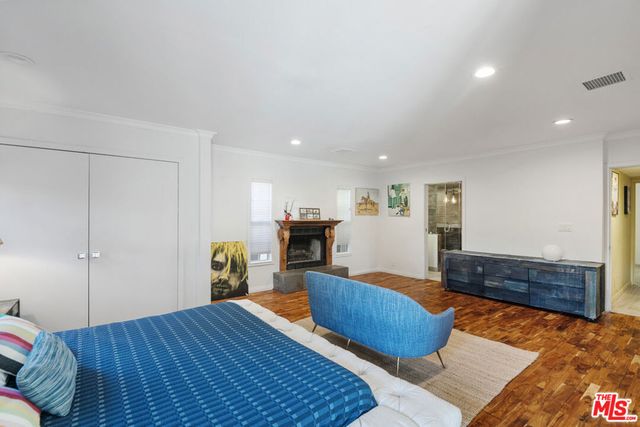 6570 Lakeridge Road, Los Angeles, CA 90068