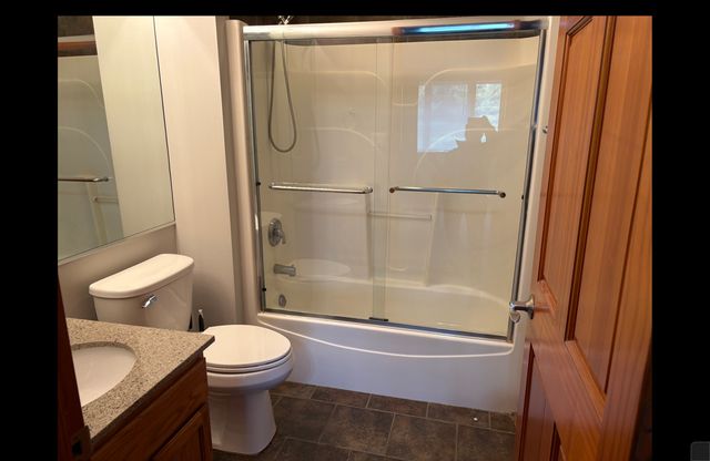 16649 Oak Park Avenue 203, Tinley Park, IL 60477