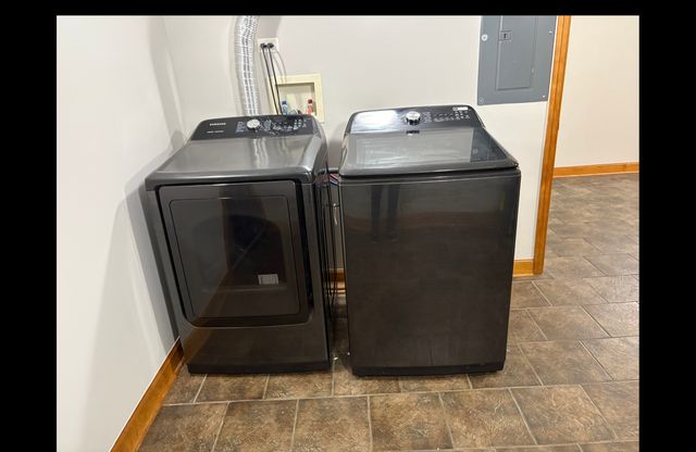 16649 Oak Park Avenue 203, Tinley Park, IL 60477