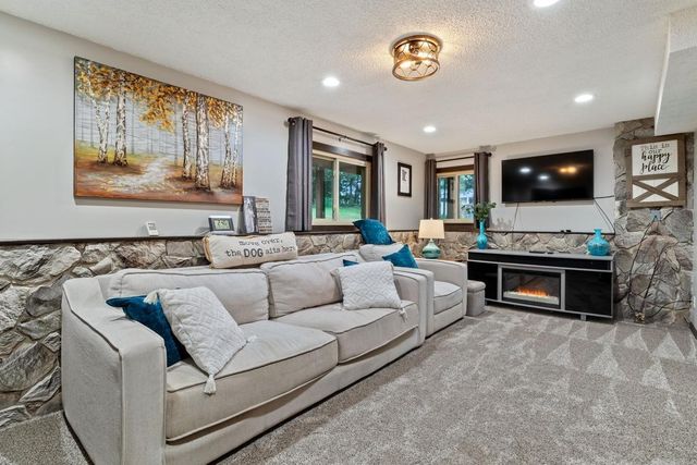 20919 Beaver Dam Court NE, Cedar, MN 55011