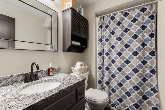 20919 Beaver Dam Court NE, Cedar, MN 55011