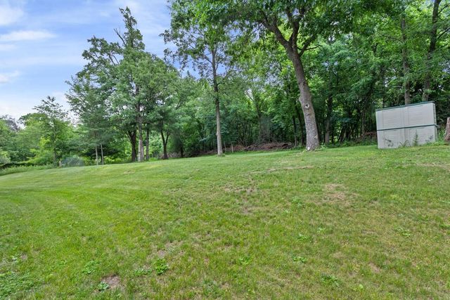 20919 Beaver Dam Court NE, Cedar, MN 55011