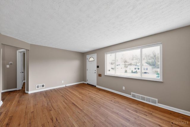 3097 Westwood Northern Boulevard, Cincinnati, OH 45211