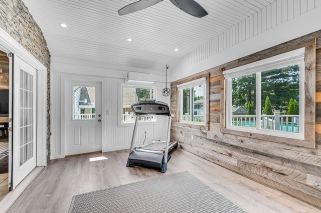 35 East Glen St, Westfield, MA 01085