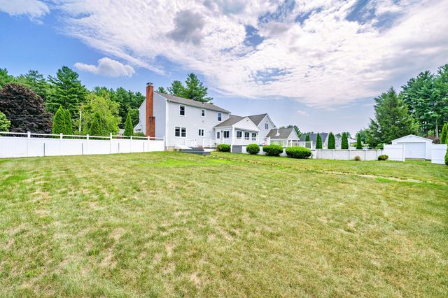 35 East Glen St, Westfield, MA 01085