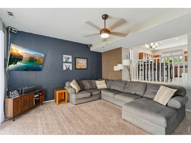 956 Maplebrook Dr, Windsor, CO 80550