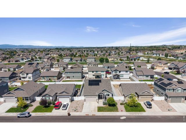 956 Maplebrook Dr, Windsor, CO 80550