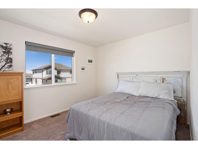 956 Maplebrook Dr, Windsor, CO 80550