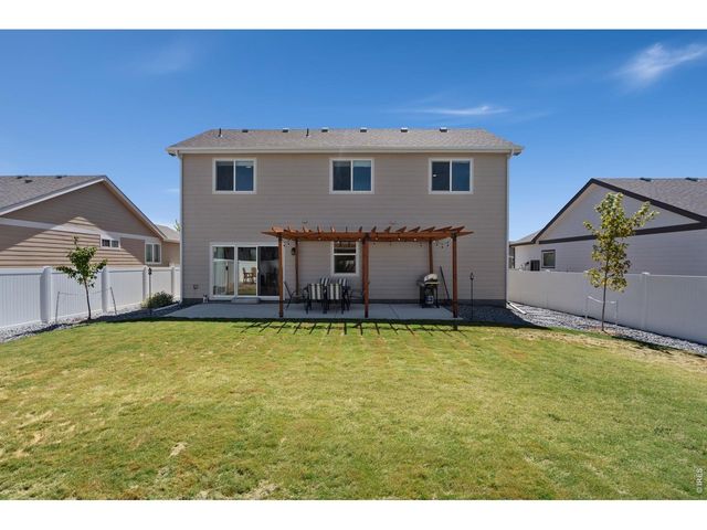 956 Maplebrook Dr, Windsor, CO 80550