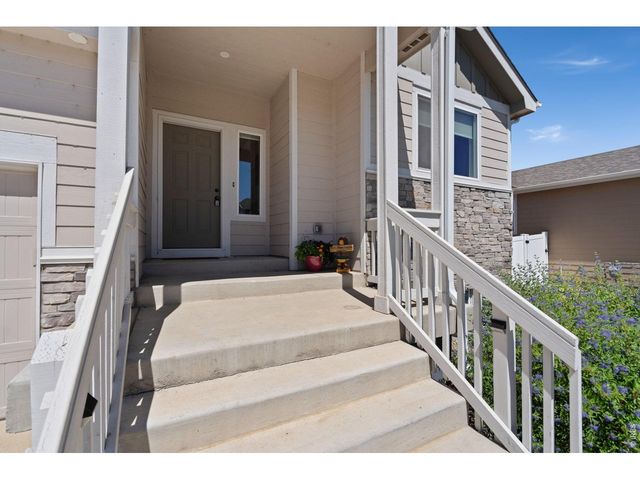 956 Maplebrook Dr, Windsor, CO 80550