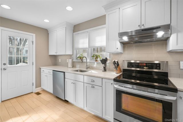 5 Birch Street W, White Plains, NY 10607