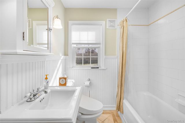 5 Birch Street W, White Plains, NY 10607