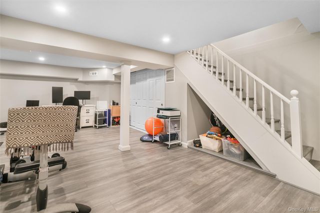 5 Birch Street W, White Plains, NY 10607