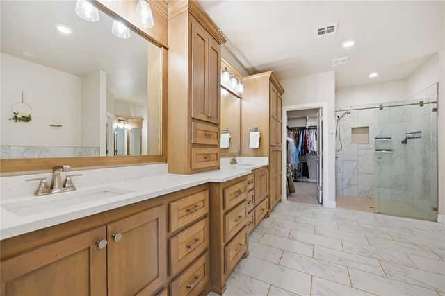 4852 Montie Circle, Tuttle, OK 73089