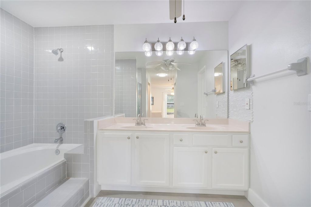 Image 23 of property listing at 2724 ARDON AVENUE, Orlando, FL 32833