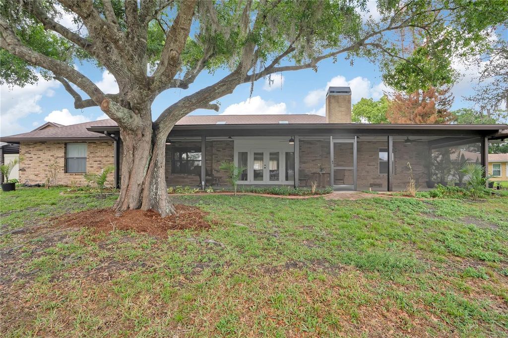 Image 39 of property listing at 2724 ARDON AVENUE, Orlando, FL 32833