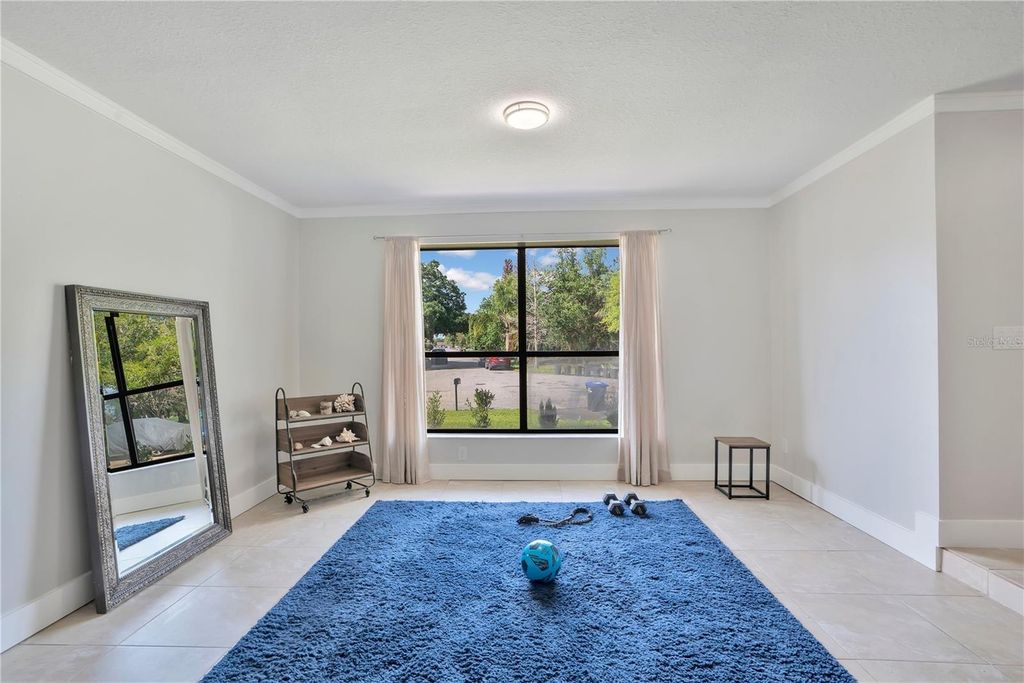 Image 6 of property listing at 2724 ARDON AVENUE, Orlando, FL 32833