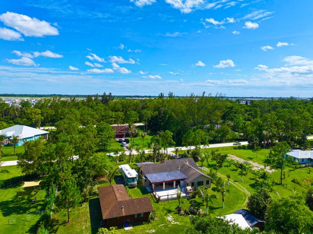 14539 N 60th Ct Court N, The Acreage, FL 33470
