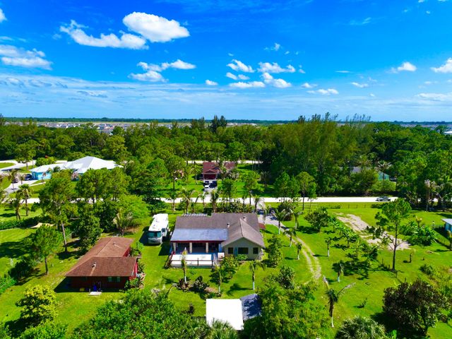14539 N 60th Ct Court N, The Acreage, FL 33470