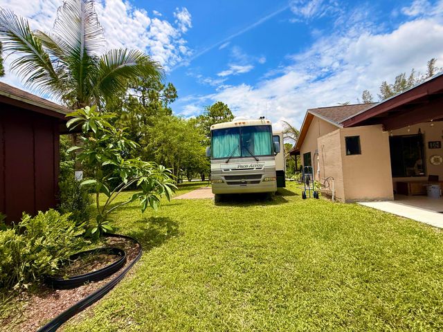14539 N 60th Ct Court N, The Acreage, FL 33470