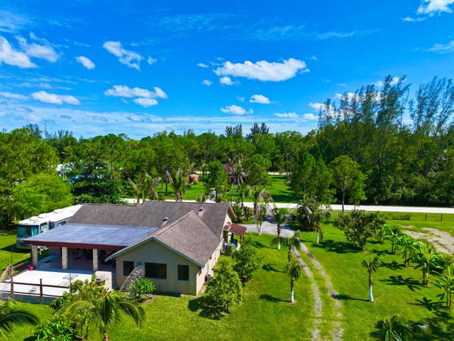 14539 N 60th Ct Court N, The Acreage, FL 33470