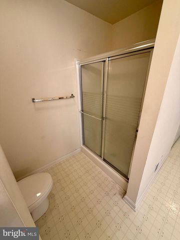 8210 HUDSON DR, La Plata, MD 20646
