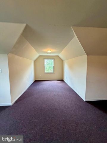 8210 HUDSON DR, La Plata, MD 20646
