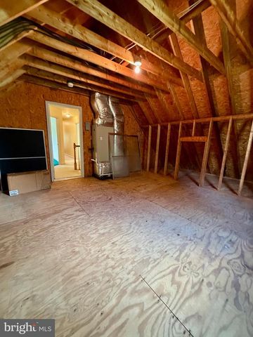 8210 HUDSON DR, La Plata, MD 20646