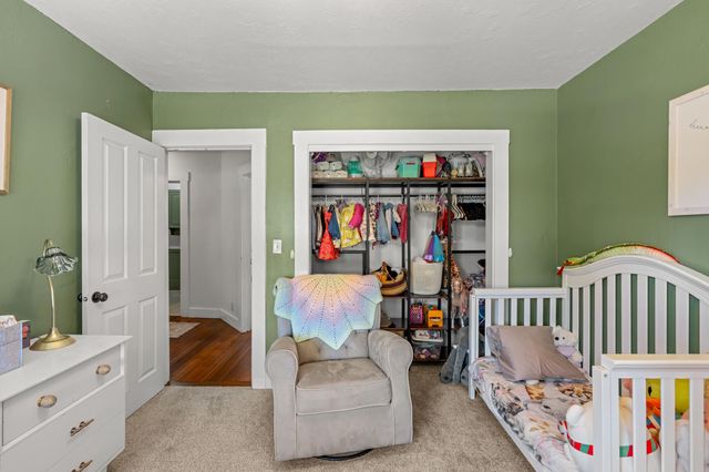 708 S Peach Street, Medford, OR 97501