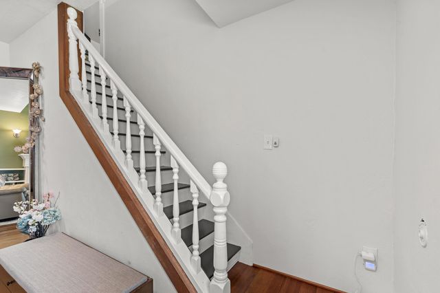 708 S Peach Street, Medford, OR 97501