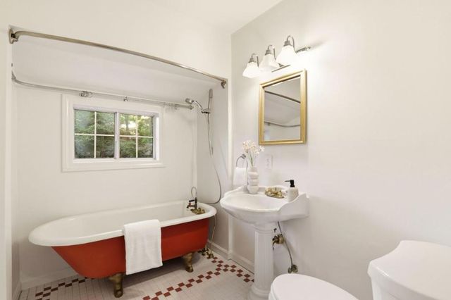 3514 Oak Knoll Drive, Redwood City, CA 94062