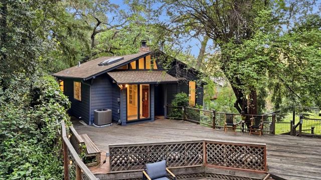 3514 Oak Knoll Drive, Redwood City, CA 94062