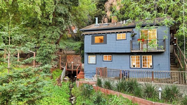 3514 Oak Knoll Drive, Redwood City, CA 94062