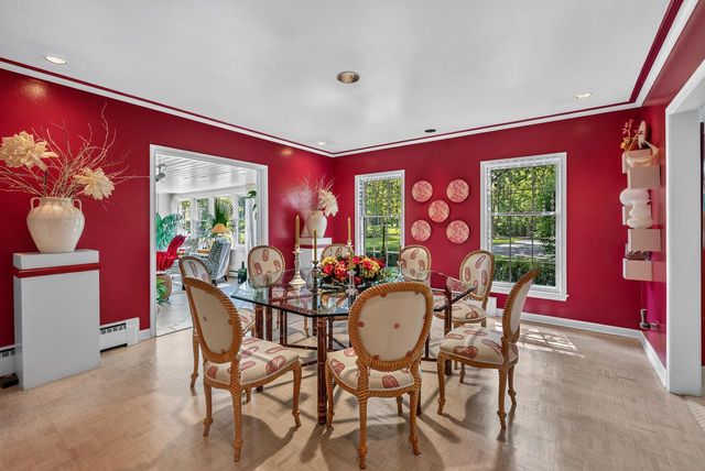 7861 N Regent COURT, Fox Point, WI 53217