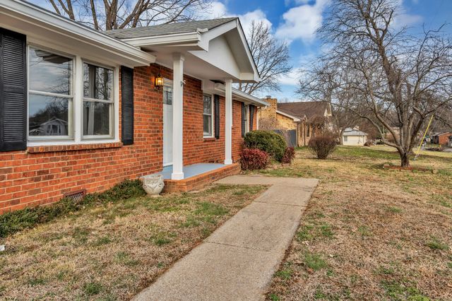 114 Connie Dr, Hendersonville, TN 37075