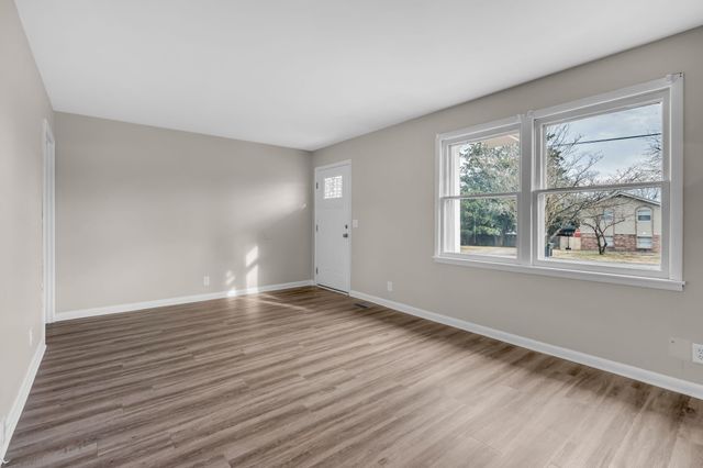 114 Connie Dr, Hendersonville, TN 37075