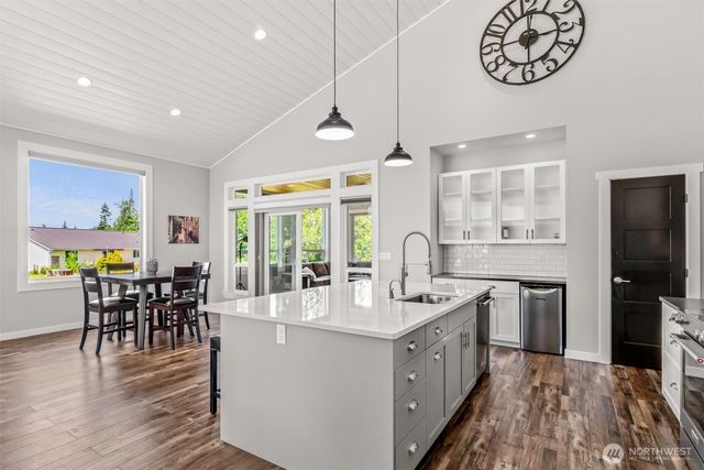 46 Port Townsend Bay Drive, Port Hadlock, WA 98339
