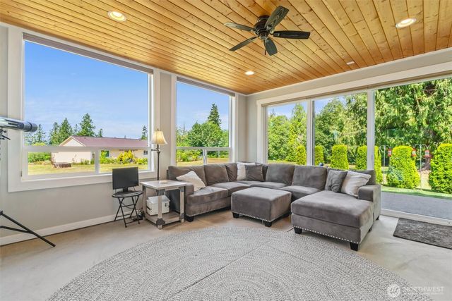 46 Port Townsend Bay Drive, Port Hadlock, WA 98339