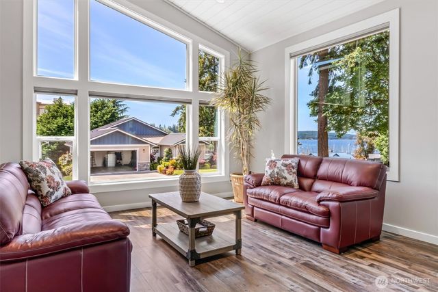 46 Port Townsend Bay Drive, Port Hadlock, WA 98339