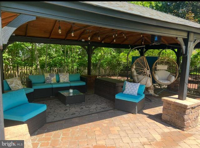 126 DEERFIELD AVE, Marlton, NJ 08053