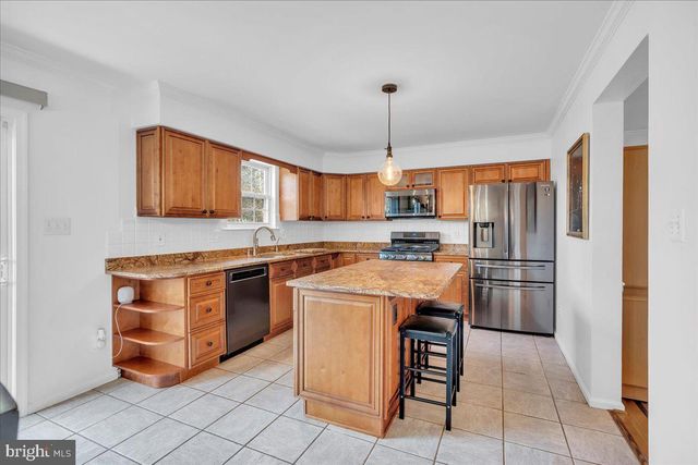 126 DEERFIELD AVE, Marlton, NJ 08053