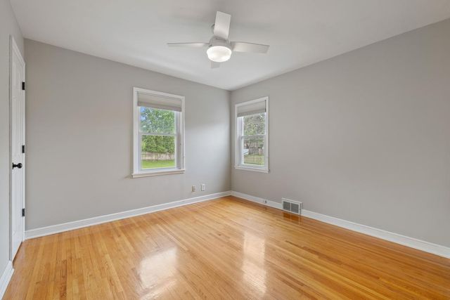 5117 Windsor Avenue, Edina, MN 55436