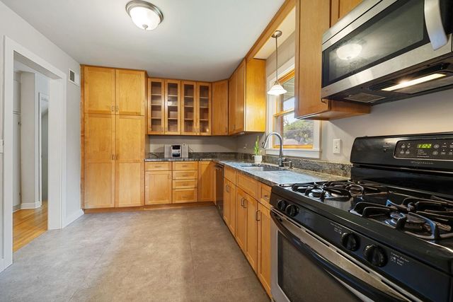 5117 Windsor Avenue, Edina, MN 55436