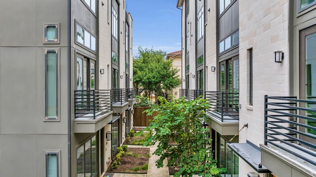 3200 Ross Avenue 40, Dallas, TX 75204