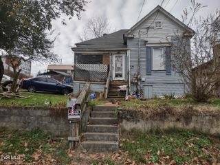 1004 Maple Street, Bristol, VA 24201